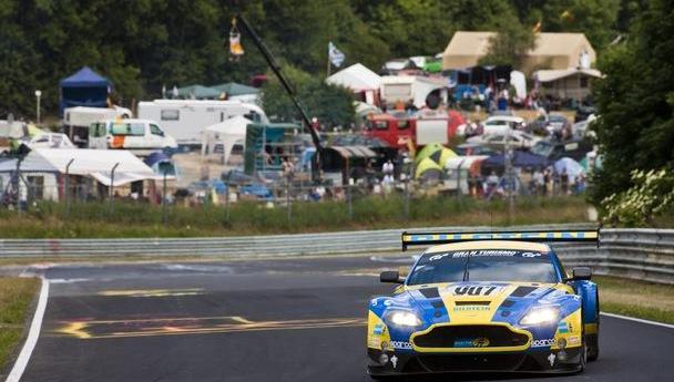 V8 Vantage,宝马
