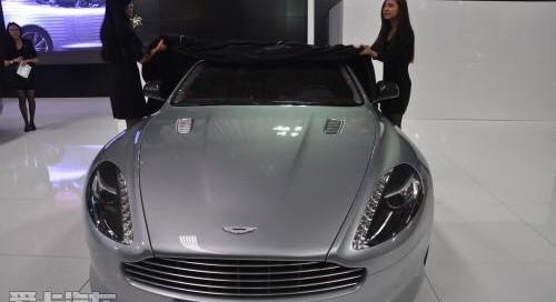 V8 Vantage,世纪,现代