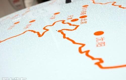 阿斯顿·马丁,保时捷,V8 Vantage,法拉利