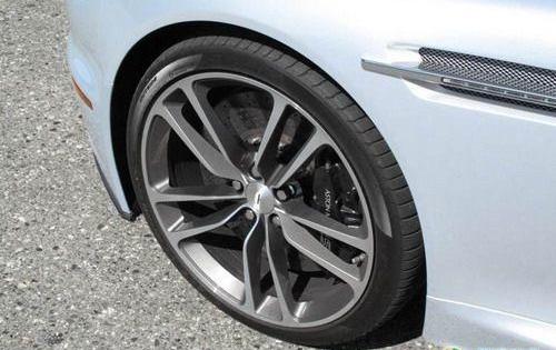 V8 Vantage,本田,思域,世纪