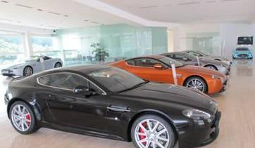 阿斯顿·马丁,V8 Vantage