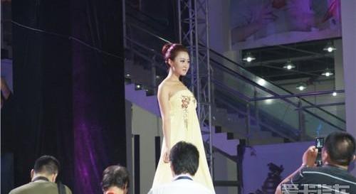 奥迪,宝马,北京,昂扬,宾利