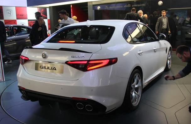 高尔夫,Giulia,宝马,保时捷,保时捷911