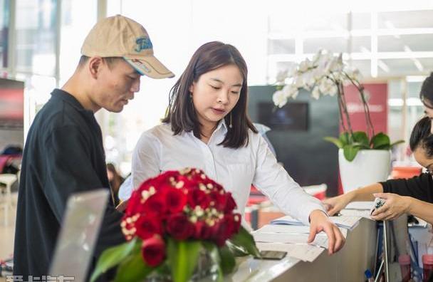阿尔法·罗密欧,Giulia,汉,法拉利