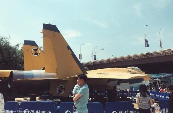 阿尔法·罗密欧,Giulia,小跑车,777