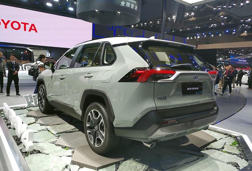 揽胜,揽胜极光,丰田,路虎,RAV4荣放