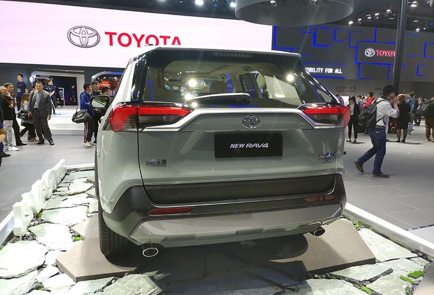 揽胜,揽胜极光,丰田,路虎,RAV4荣放
