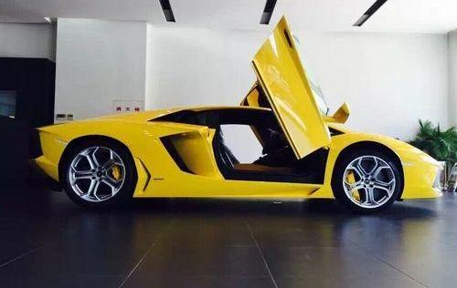 兰博基尼,Aventador