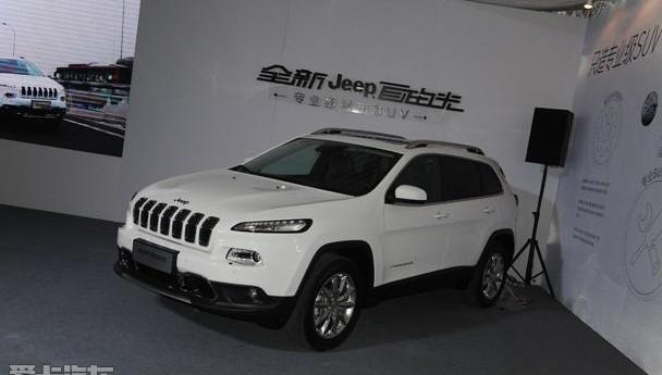 Jeep,Alpine,优越