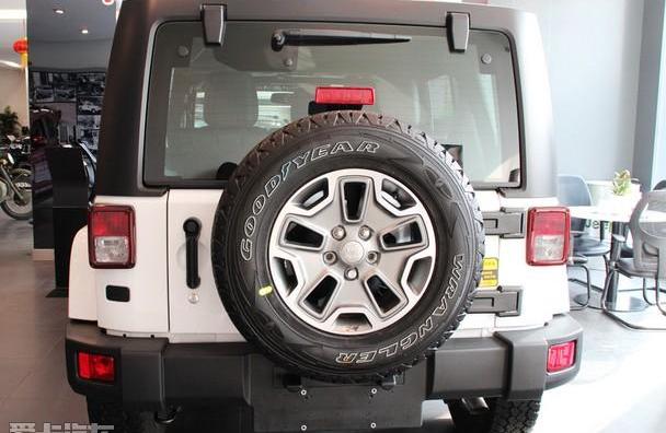 牧马人,Jeep,Alpine,炮