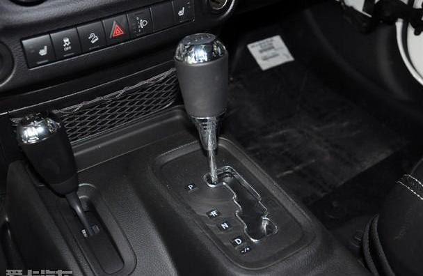 牧马人,Jeep,Alpine,炮,福田