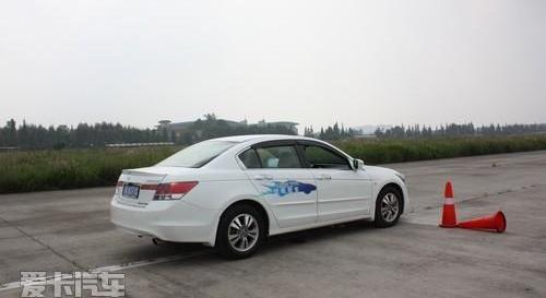 雅阁,本田,君威,凯美瑞,天籁