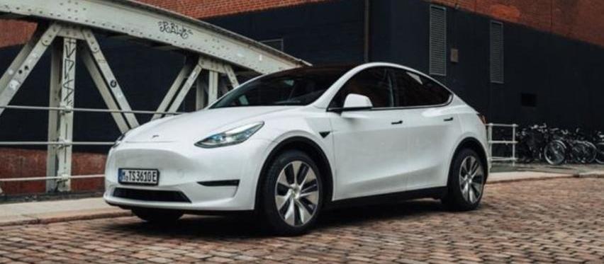 奔驰,宝马,比亚迪,宝马5系,卡罗拉