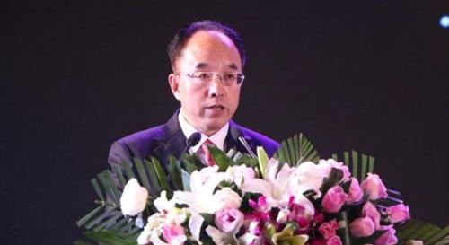 大发,曼