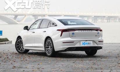 奔腾,奔腾B70