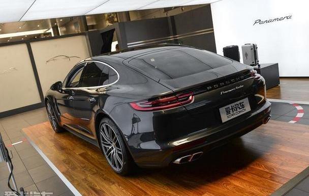Panamera,保时捷