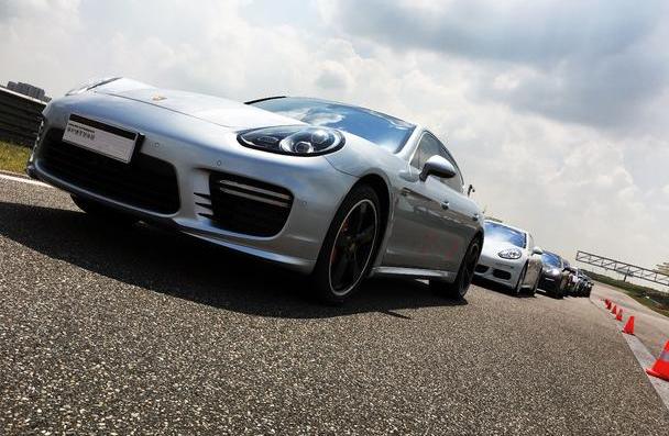 保时捷,Cayenne,Macan,Panamera