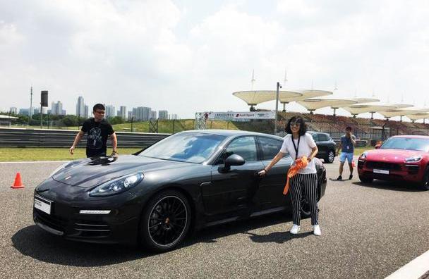 保时捷,Cayenne,Macan,Panamera