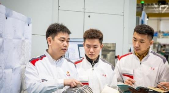 一汽,红旗,北京,东风,昂扬