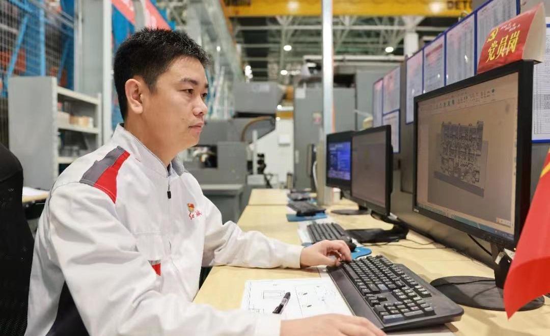 一汽,红旗,红旗HQ9,红旗H5,现代