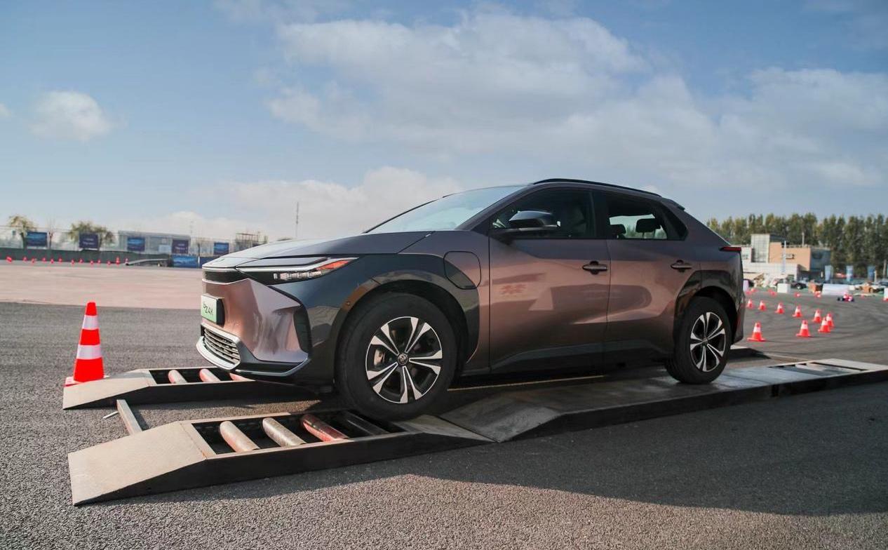 丰田,一汽,本田,比亚迪,日产