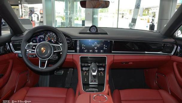 保时捷,Panamera