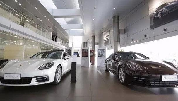 保时捷,Panamera