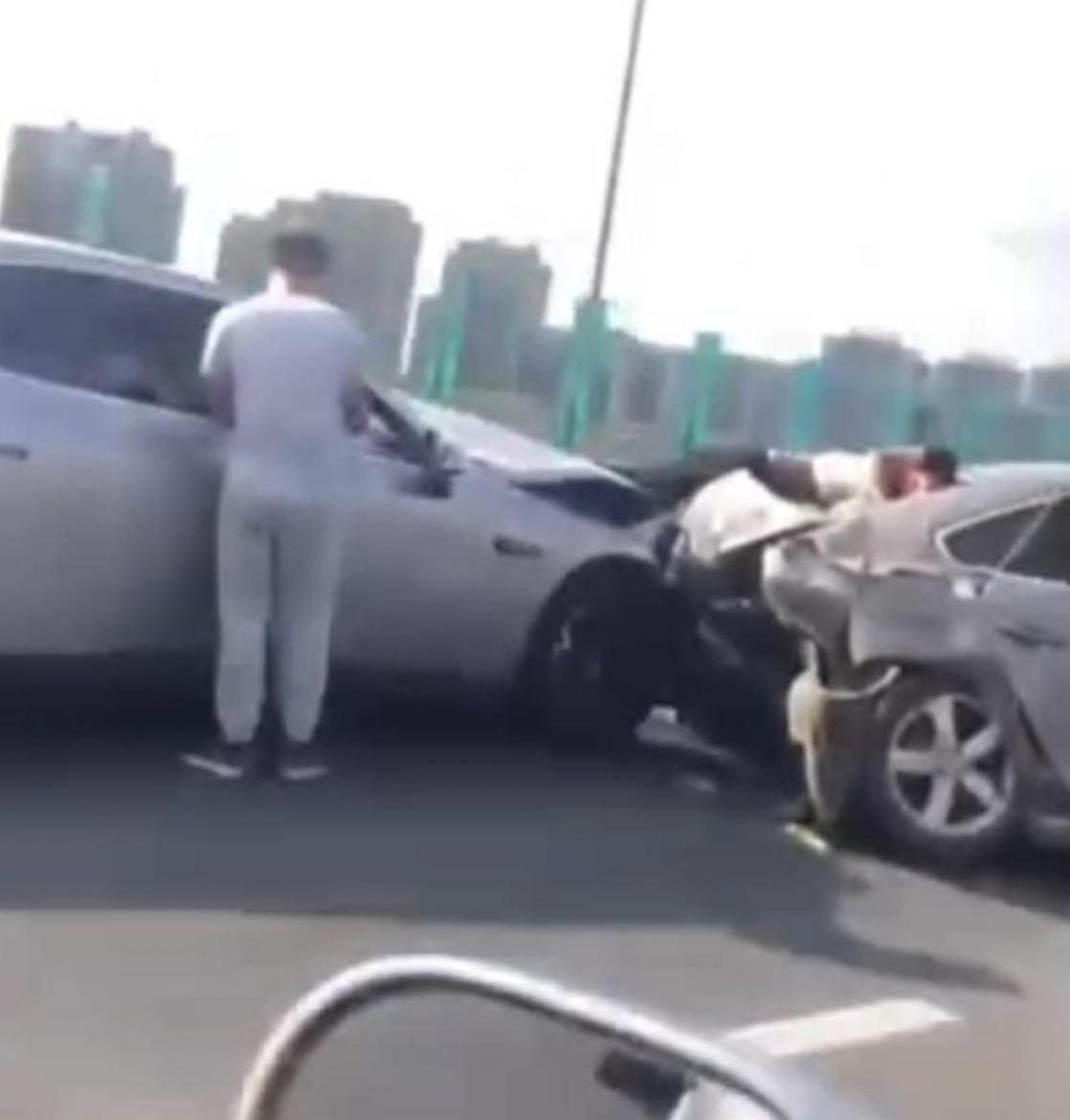 小鹏,小鹏P7,特斯拉,理想汽车,发现