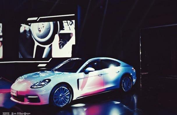 保时捷,Panamera