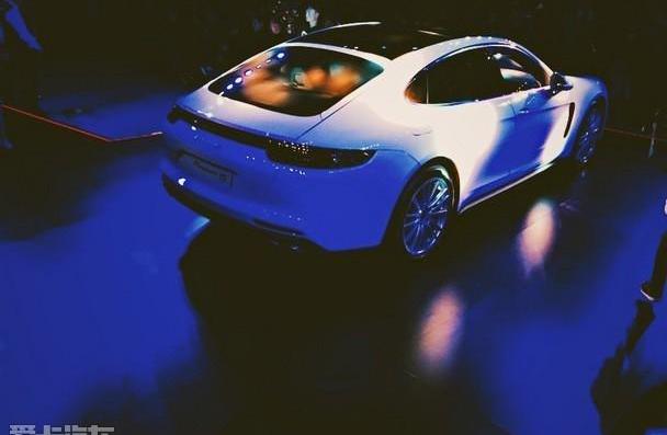 保时捷,Panamera
