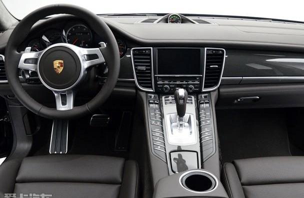 保时捷,Panamera