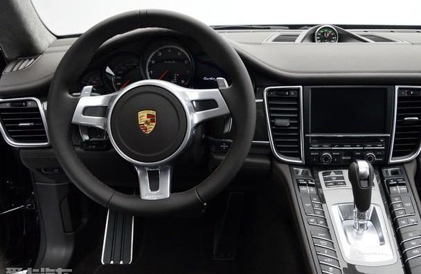 保时捷,Panamera