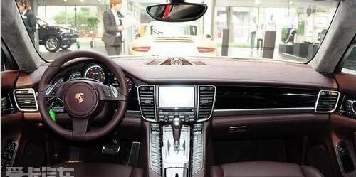 保时捷,Panamera