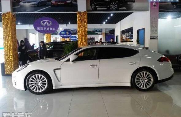 保时捷,Panamera
