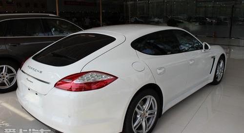 保时捷,Panamera