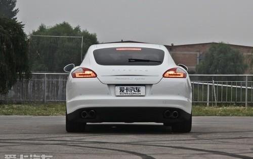 保时捷,Panamera