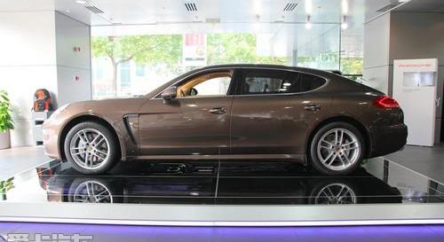 保时捷,Panamera