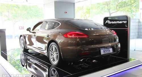 保时捷,Panamera