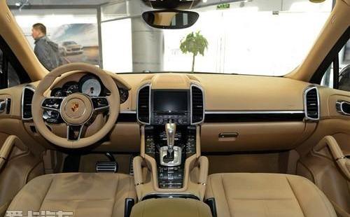 保时捷,Panamera