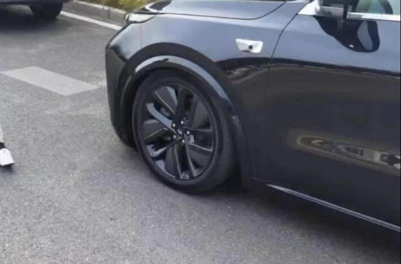 理想汽车,理想L9,奔驰,宝马,宝马X7