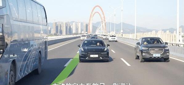 极氪