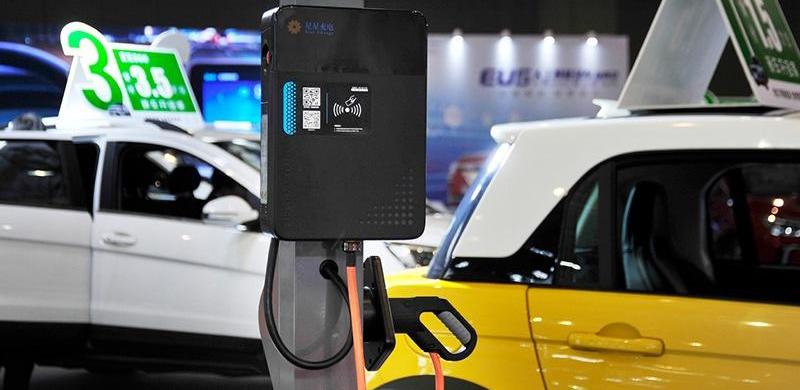 蔚来,小鹏,哪吒汽车,比亚迪,理想汽车