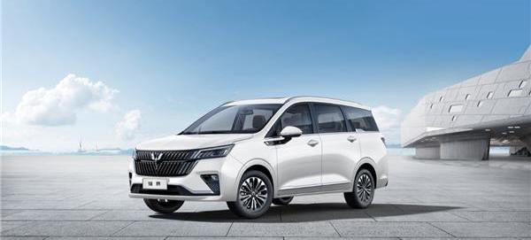 五菱佳辰,五菱汽车
