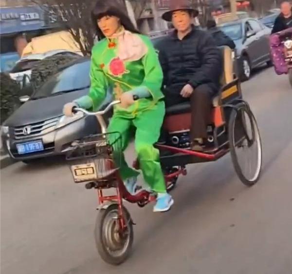 宝马,劳斯莱斯