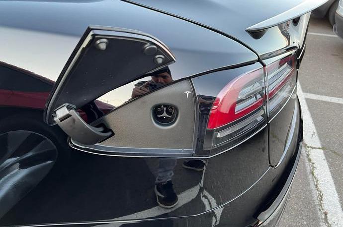 Model S,特斯拉