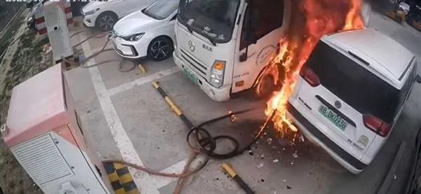 曼,特斯拉,Model S