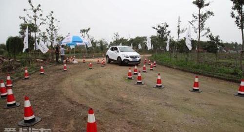 昂科拉,别克,逍客,宝马,北京