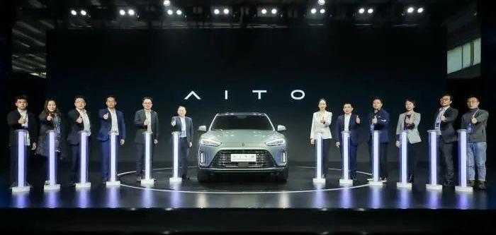 AITO,世纪,赛力斯SF5,问界M5,蔚来