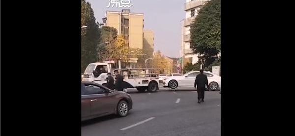 宝马