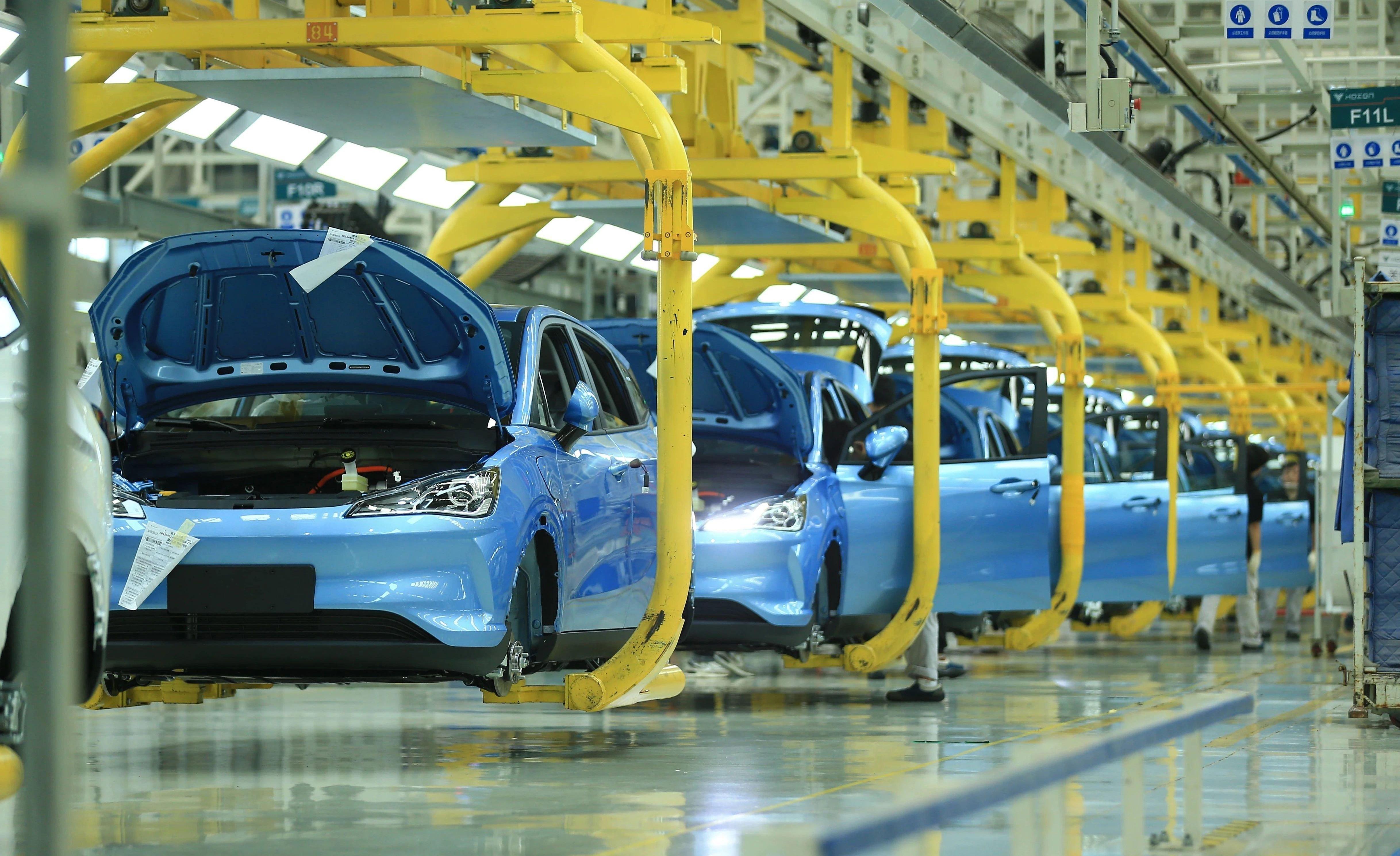 哪吒汽车,蔚来,小鹏,哪吒V,理想汽车